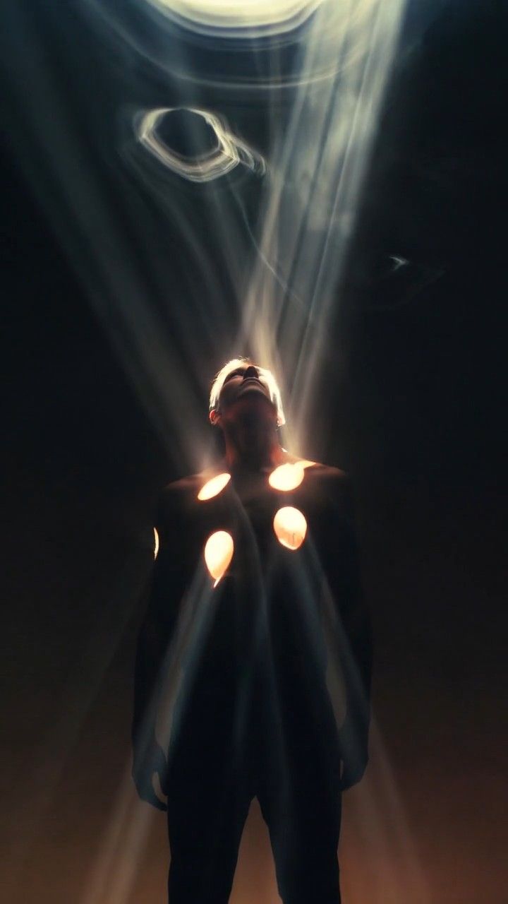Descending Light wallpaper artwork