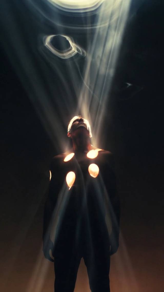 Descending Light wallpaper artwork